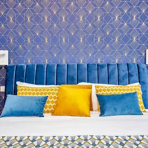 Art Deco' - Sleepwithme - Free Parking - Free Breakfast - Very Friendly Staff Italie